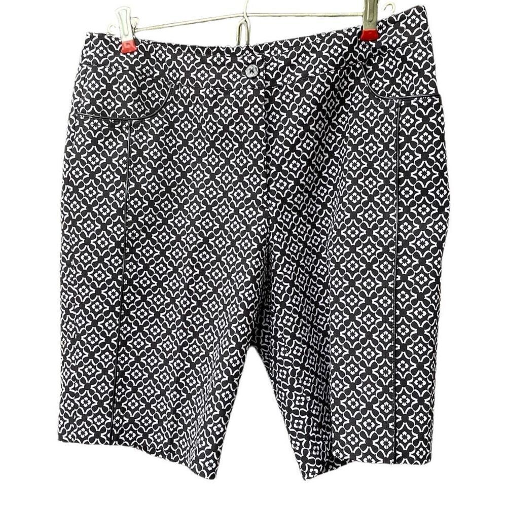 E P Pro size 6 golf Pickle tennis ball shorts